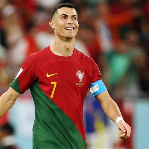 Invictos on Twitter: "Cristiano Ronaldo con Portugal: 119 goles (RÉCORD ...