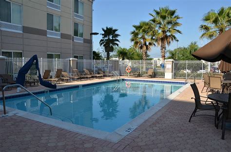 Hilton Garden Inn Pool Pictures & Reviews - Tripadvisor