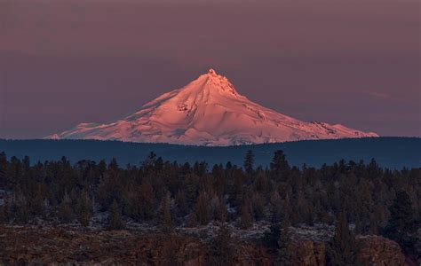 Mount Jefferson, Oregon | Travel spot, Beautiful sky, Natural landmarks