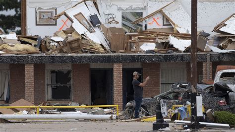 Tornado hits El Reno, Oklahoma: Fatalities, damage reported