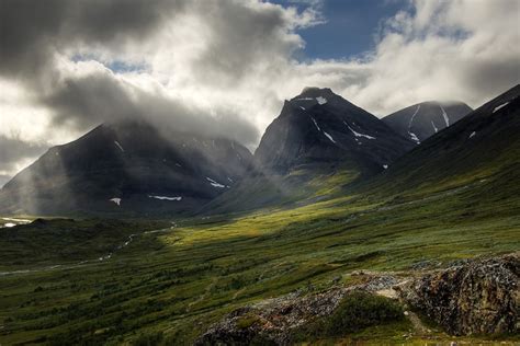 2560x1440 resolution | green mountain and white cloud, Sweden, nature ...