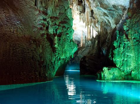 Jeita Grotto | Series 'Fantastic and colorful caves inside the Earth ...