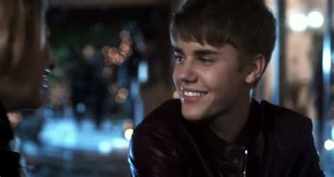 Justin Bieber - Mistletoe (Official Music Video) - Videos - Metatube