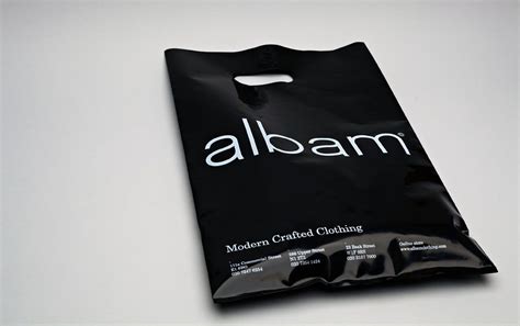 Modern Designers Plastic Bag Packaging, Bottle Packaging, Brand ...