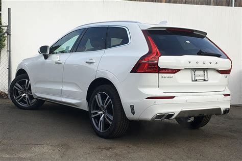 New 2020 Volvo XC60 T5 Momentum 4D Sport Utility in Pasadena #16200051 ...