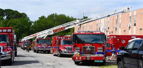 Lewes firefighters use Shields school for training exercises | Cape Gazette