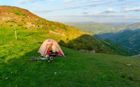 Free camping in Spain, an eternal crossroad | Fascinating Spain