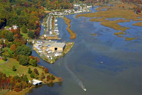 Port Tobacco Marina slip, dock, mooring reservations - Dockwa