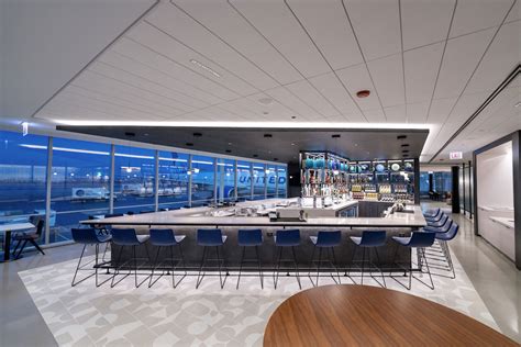 New United Club Debuts At Chicago O'Hare Airport - One Mile at a Time