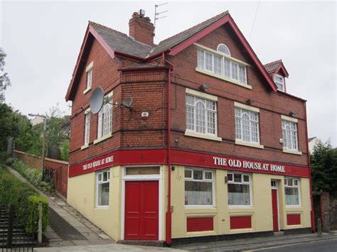 File:The Old House at Home pub, Birkenhead.jpg - Wikimedia Commons