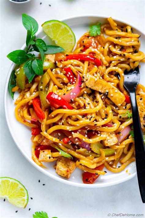 Easy Stir Fry with Udon Noodles - Stir Fry Noodles Recipe | ChefDeHome.com