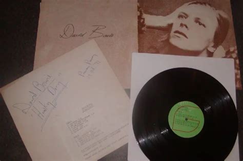 David Bowie’s ‘Hunky Dory’ Vinyl Nets Over 10K On EBay