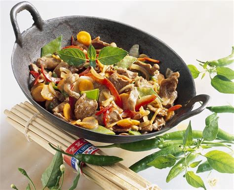 Stir-Fry Duck with Vegetables recipe | Eat Smarter USA