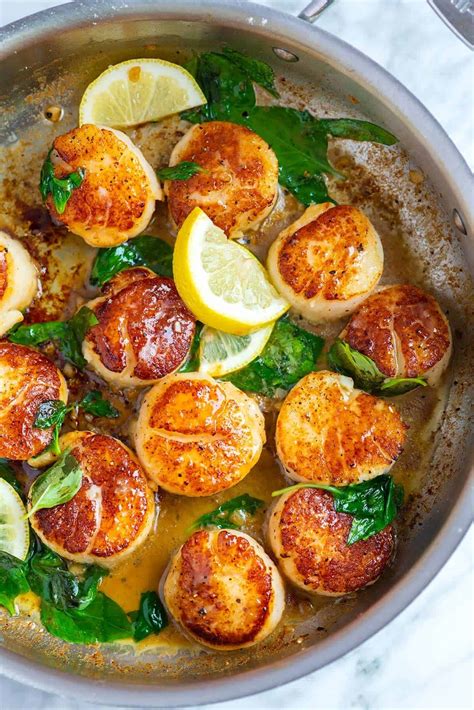 Seared Scallops with Garlic Basil Butter - NEWS RECIPES