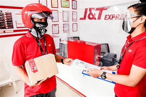 J&T Rewards Riders: Our Modern Day Heroes | Discover MNL