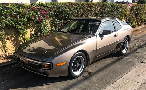 1983 Porsche 944 5-Speed | PCARMARKET