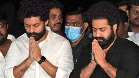 Jr NTR And Brother Kalyan Ram Pay Respects At NTR Ghat Marking ...