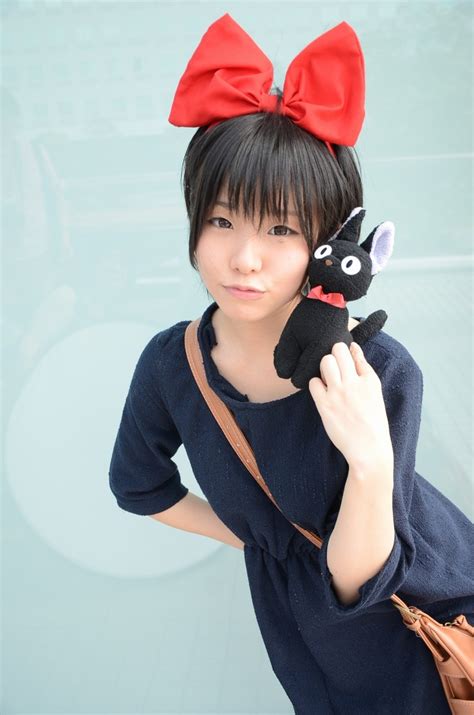 GG FIGURE NEWS: Cosplay: Kiki's Delivery Service - Kiki