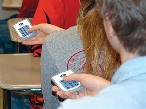 Photos: Clickers in the classroom | ZDNet