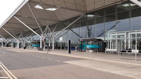 Stansted Airport still tops the table for biggest hike in drop-off fees ...