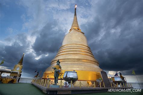 Bangkok´s Temple In The Sky - Golden Mount (Wat Saket) - Nerd Nomads