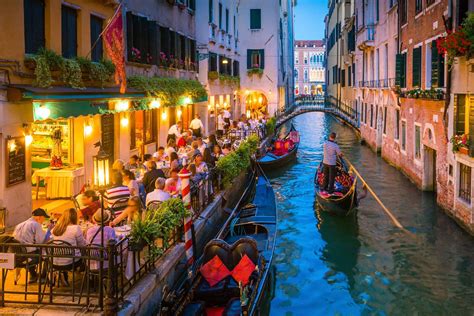 Living In Italy: Expat Guide 2024