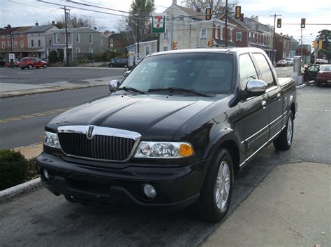 2002 Lincoln Blackwood - Information and photos - MOMENTcar