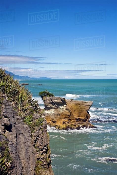 Tasman Sea, South Island, New Zealand - Stock Photo - Dissolve