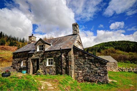 our Ty'n y Simdde Snowdonian C17 house looking lovely - http://www ...