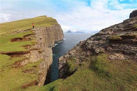 5 Absolute Best Hikes in The Faroe Islands (+Map & Tips)