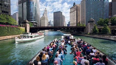 The 14 Best Boat Tours in Chicago | Best Things to Do in Chicago