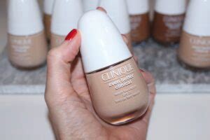 Clinique Even Better Clinical Serum Foundation Review - ReallyRee