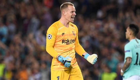 Ter Stegen's Barcelona Worn Adidas Gloves, 2019/20 - CharityStars