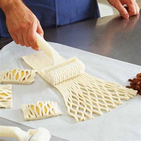 Pastry Cutting Tool – Bake Everything