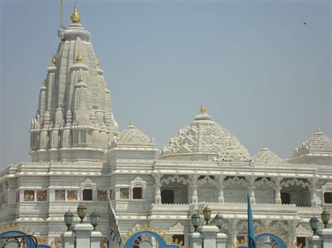 Iskcon Temple,Vrindavan in Uttar Pradesh Iskcon Temple,Vrindavan in ...