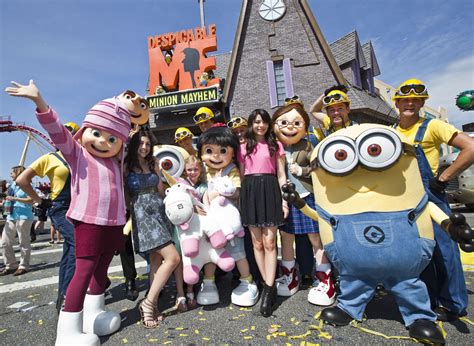 Miranda Cosgrove Celebrates Despicable Me Minion Mayhem At Universal ...