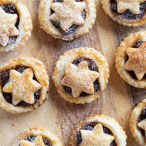 Easy Puff Pastry Mince Pies Recipe - Effortless Foodie