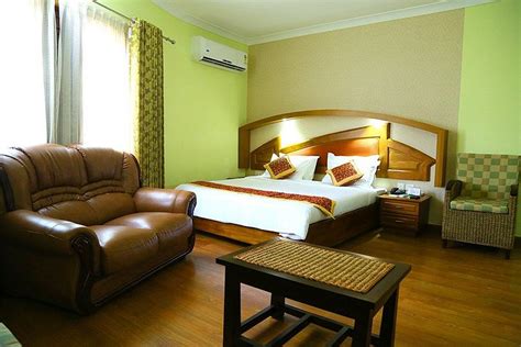 KUMAR PALACE LEISURE HOTEL - Updated 2024 Prices, Reviews, and Photos