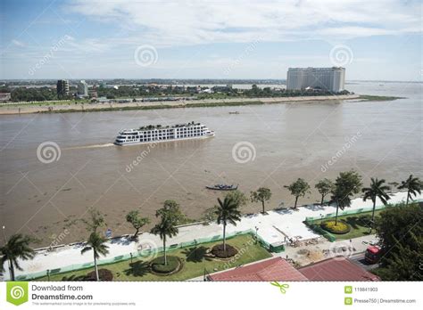 CAMBODIA PHNOM PENH TONLE SAP RIVER CRUISE Editorial Stock Photo ...