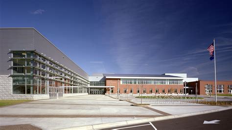 Rogers High School – LSE Architects