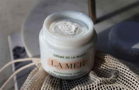 La Mer Moisturizing Cream Review - The Velvet Life