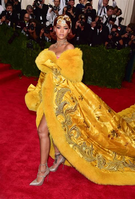 Rihanna is Undoubtably a Fashion Icon, Here's Why - Essence | Essence