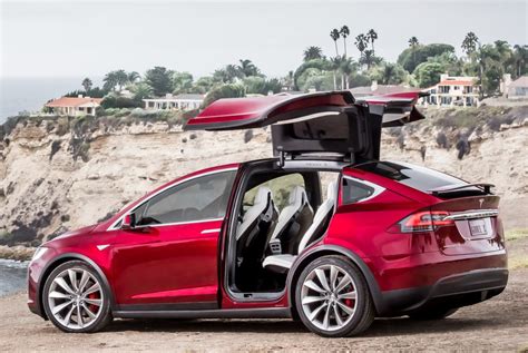 Elon Musk Confirms Tesla MPV Will Be Built On Model X Chassis ...