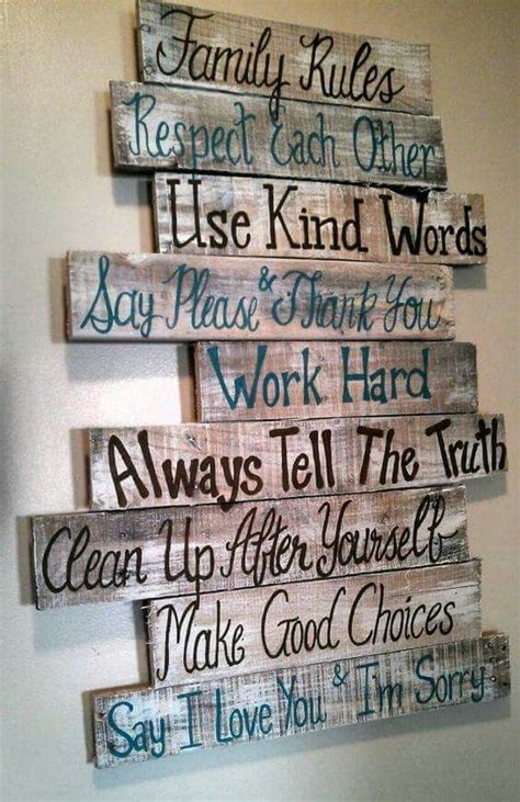 30+ DIY Wood Pallet Sign Ideas & Tutorials