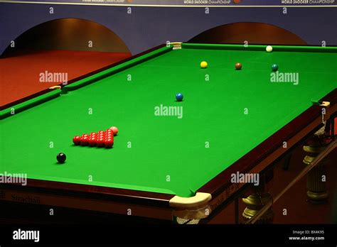 Snooker table hi-res stock photography and images - Alamy