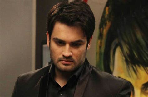 Time to rejoice as Vivian Dsena starts shoot for Madhubala...Get a read ...