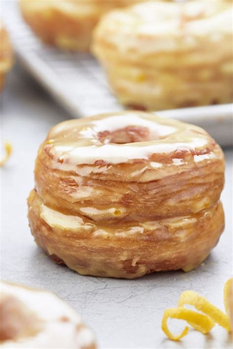 Lemon Glazed Croissant Donut in 2022 | Recipes, Summer treats ...