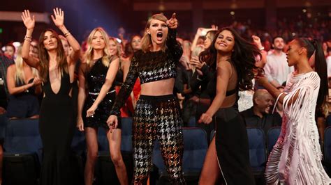 Taylor Swift’s Squad Has a Surprising New Member | Vanity Fair