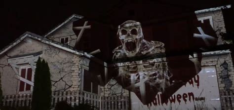 How To Make a Sensational Halloween 3d Projection Mapping - Video ...