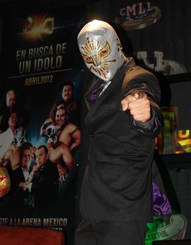 Lucha Libre Porra Fresa: Dragón Lee será el nuevo Místico del CMLL